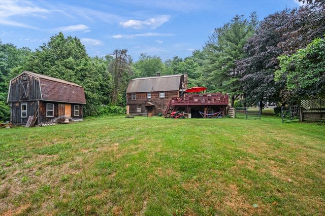 17 George Loomis Rd, Southwick, MA 01077