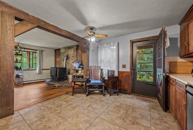 17 George Loomis Rd, Southwick, MA 01077