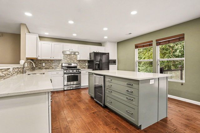 4663 Andover Woods Court, Portage, MI 49024