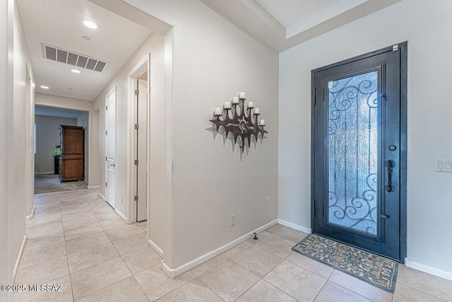 2230 E Thunder Bluff Drive, Green Valley, AZ 85614