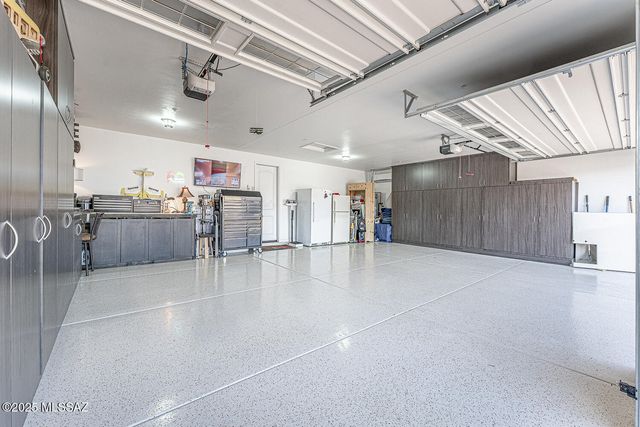 2230 E Thunder Bluff Drive, Green Valley, AZ 85614