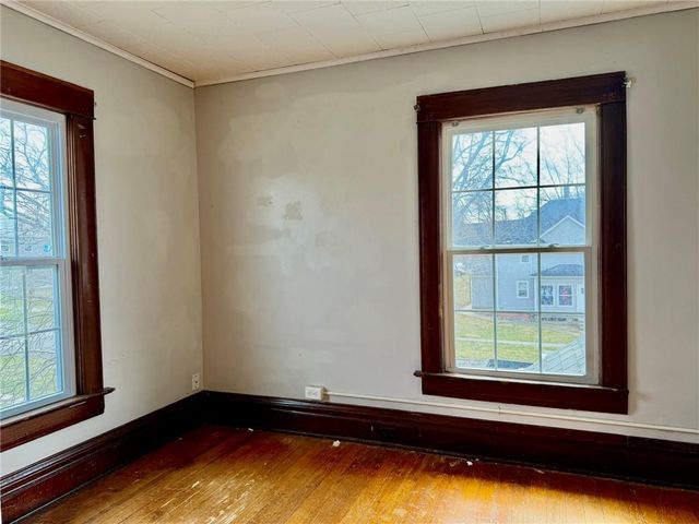 321 W 5th Street, Maryville, MO 64468