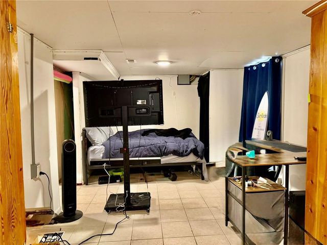 321 W 5th Street, Maryville, MO 64468