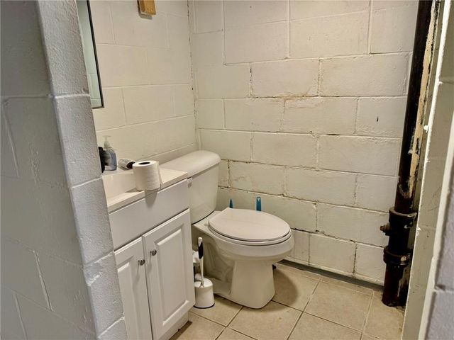 321 W 5th Street, Maryville, MO 64468