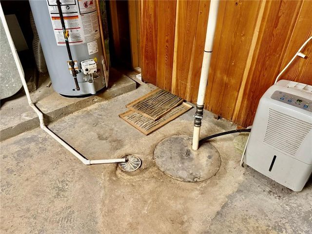 321 W 5th Street, Maryville, MO 64468