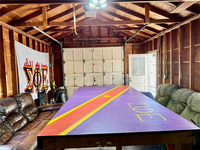 321 W 5th Street, Maryville, MO 64468