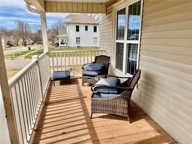 321 W 5th Street, Maryville, MO 64468