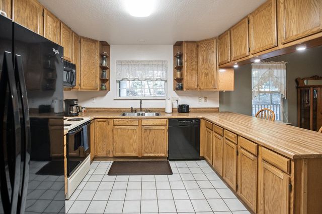 3575 Deer Park Dr, Placerville, CA 95667