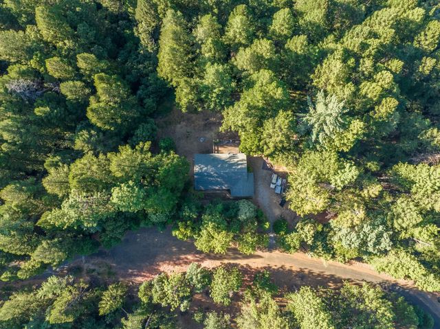 3575 Deer Park Dr, Placerville, CA 95667