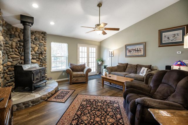 3575 Deer Park Dr, Placerville, CA 95667