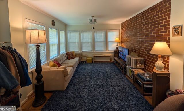 626 N Gordon Circle, Hapeville, GA 30354