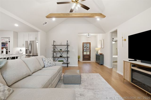 3217 E Lincoln Street, Broken Arrow, OK 74014