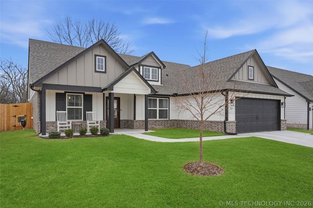 3217 E Lincoln Street, Broken Arrow, OK 74014