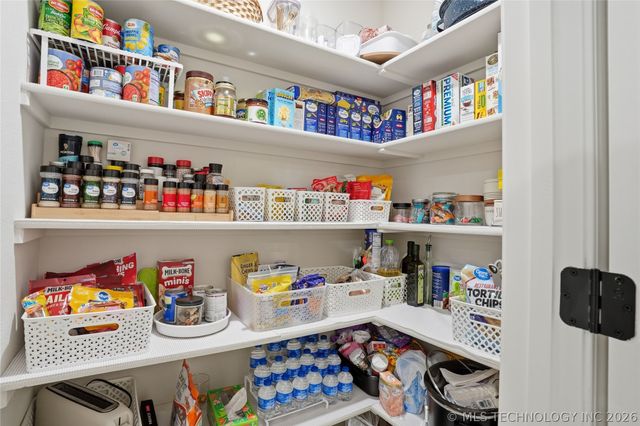 3217 E Lincoln Street, Broken Arrow, OK 74014