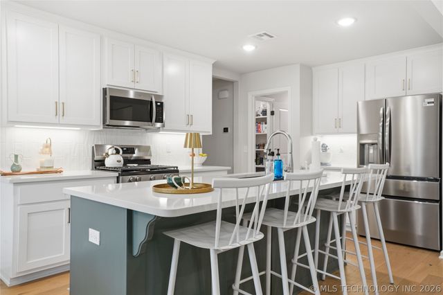 3217 E Lincoln Street, Broken Arrow, OK 74014