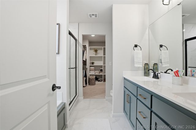 3217 E Lincoln Street, Broken Arrow, OK 74014