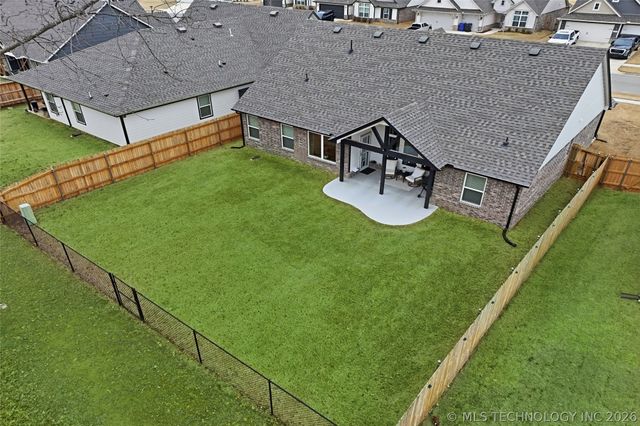 3217 E Lincoln Street, Broken Arrow, OK 74014