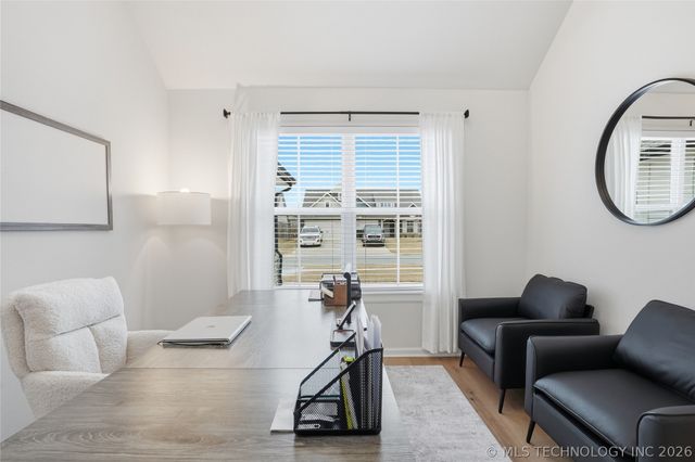 3217 E Lincoln Street, Broken Arrow, OK 74014