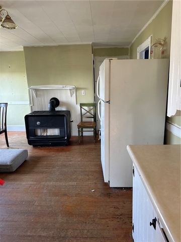 15 E Earle Street, Cumberland, RI 02864