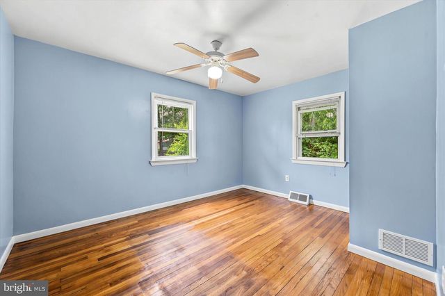 339 BEACON LIGHT RD, Parkesburg, PA 19365