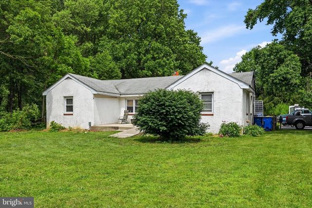 339 BEACON LIGHT RD, Parkesburg, PA 19365