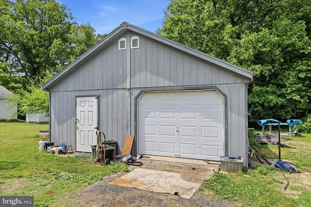 339 BEACON LIGHT RD, Parkesburg, PA 19365
