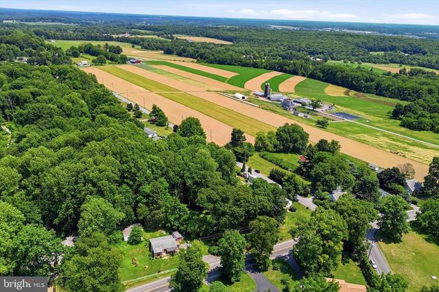 339 BEACON LIGHT RD, Parkesburg, PA 19365