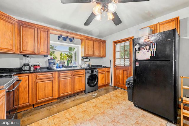 339 BEACON LIGHT RD, Parkesburg, PA 19365