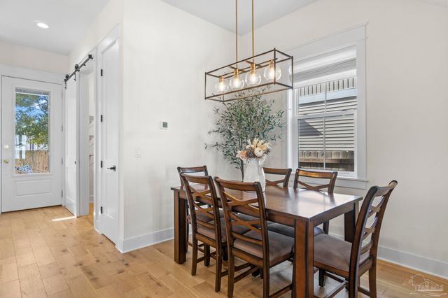 423 E Gonzalez St, Pensacola, FL 32503