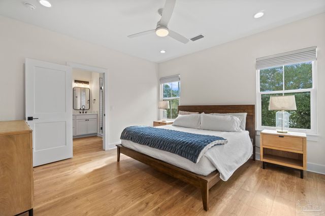 423 E Gonzalez St, Pensacola, FL 32503