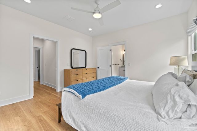 423 E Gonzalez St, Pensacola, FL 32503