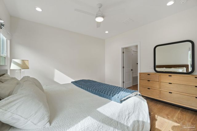 423 E Gonzalez St, Pensacola, FL 32503