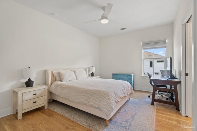 423 E Gonzalez St, Pensacola, FL 32503