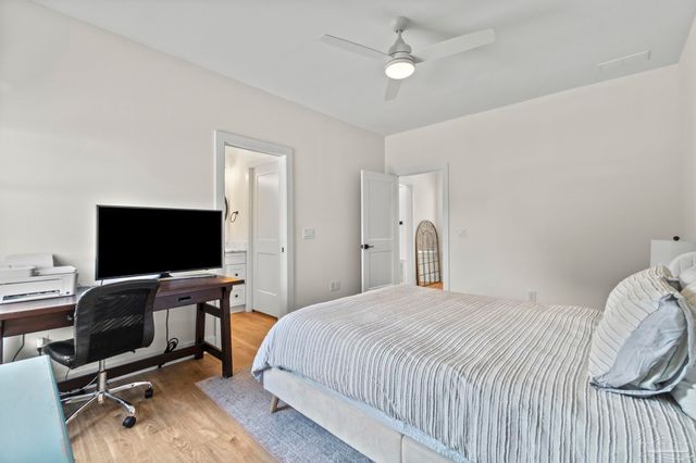 423 E Gonzalez St, Pensacola, FL 32503