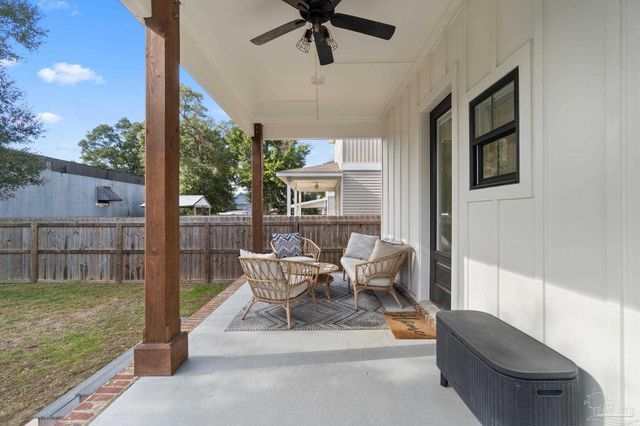 423 E Gonzalez St, Pensacola, FL 32503