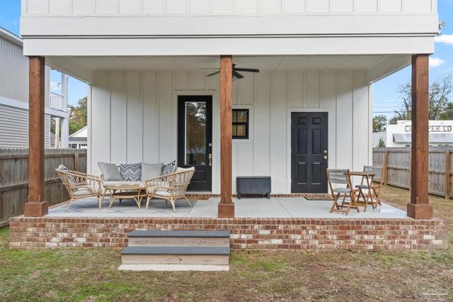 423 E Gonzalez St, Pensacola, FL 32503