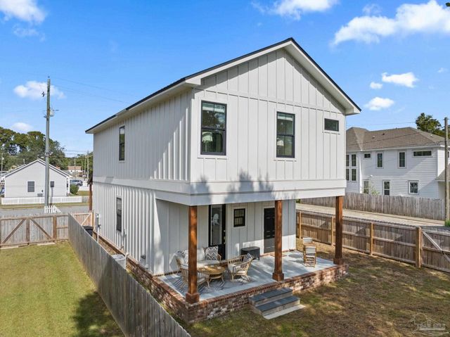 423 E Gonzalez St, Pensacola, FL 32503