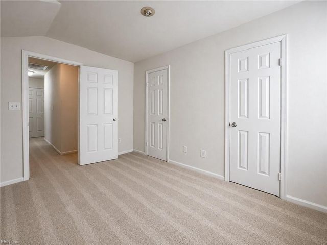 3901 Quartz LN, Virginia Beach, VA 23456