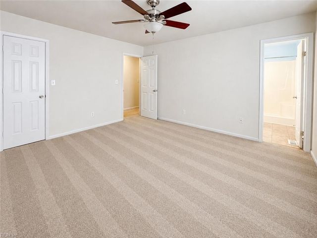 3901 Quartz LN, Virginia Beach, VA 23456