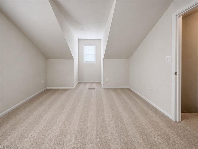 3901 Quartz LN, Virginia Beach, VA 23456