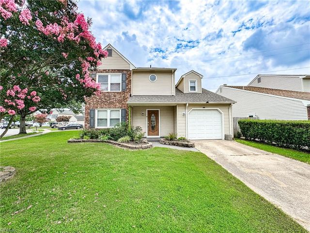 3901 Quartz LN, Virginia Beach, VA 23456