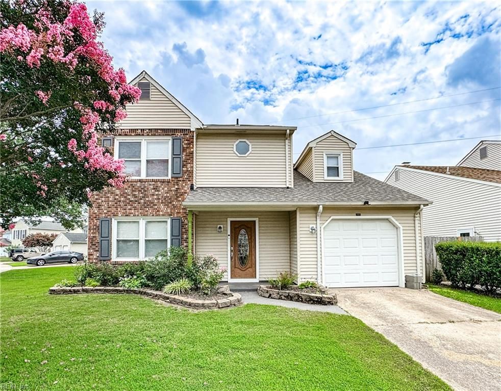 3901 Quartz LN, Virginia Beach, VA 23456
