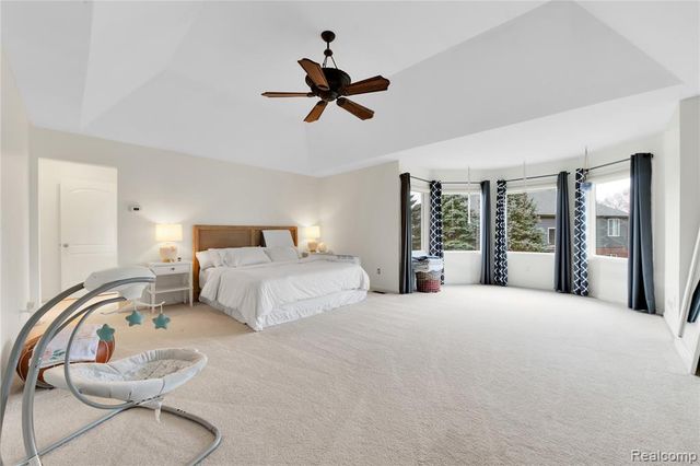 192 Greenan Lane, Orion Twp, MI 48362