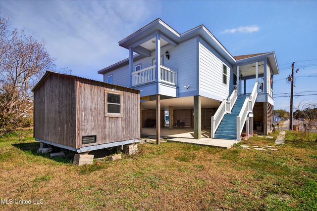 105 Hayden Avenue, Pass Christian, MS 39571