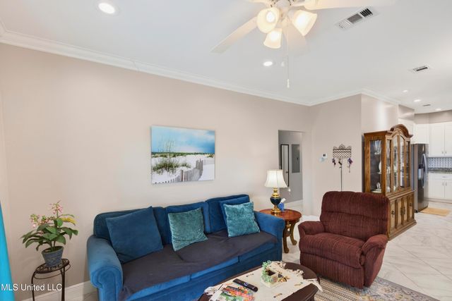 105 Hayden Avenue, Pass Christian, MS 39571