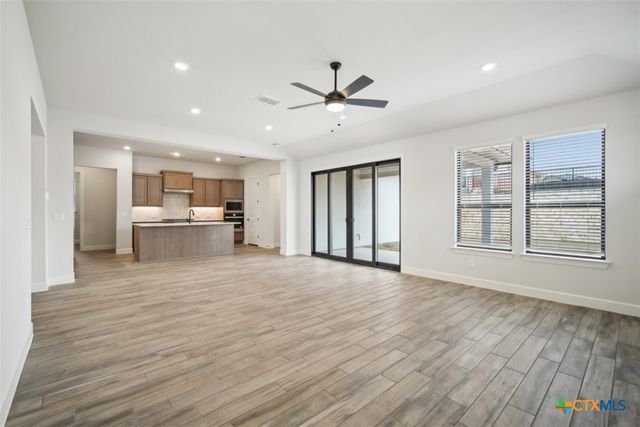 1532 Dancing Oak Lane, San Marcos, TX 78666