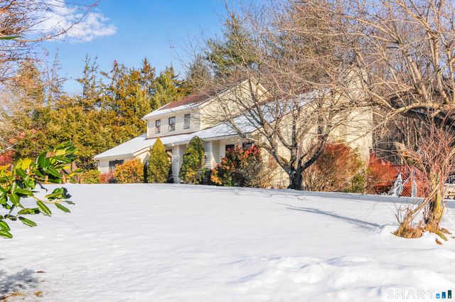 50 Habitat Lane, Bloomfield, CT 06002