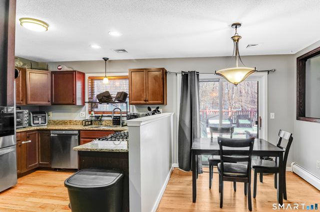 50 Habitat Lane, Bloomfield, CT 06002