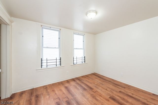 130 Milford Ave, Newark City, NJ 07108