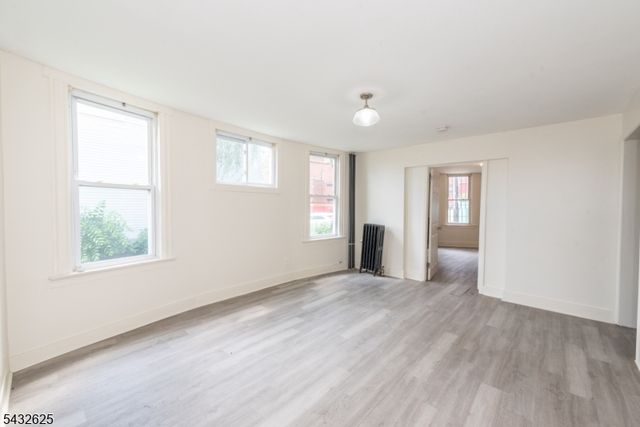 130 Milford Ave, Newark City, NJ 07108